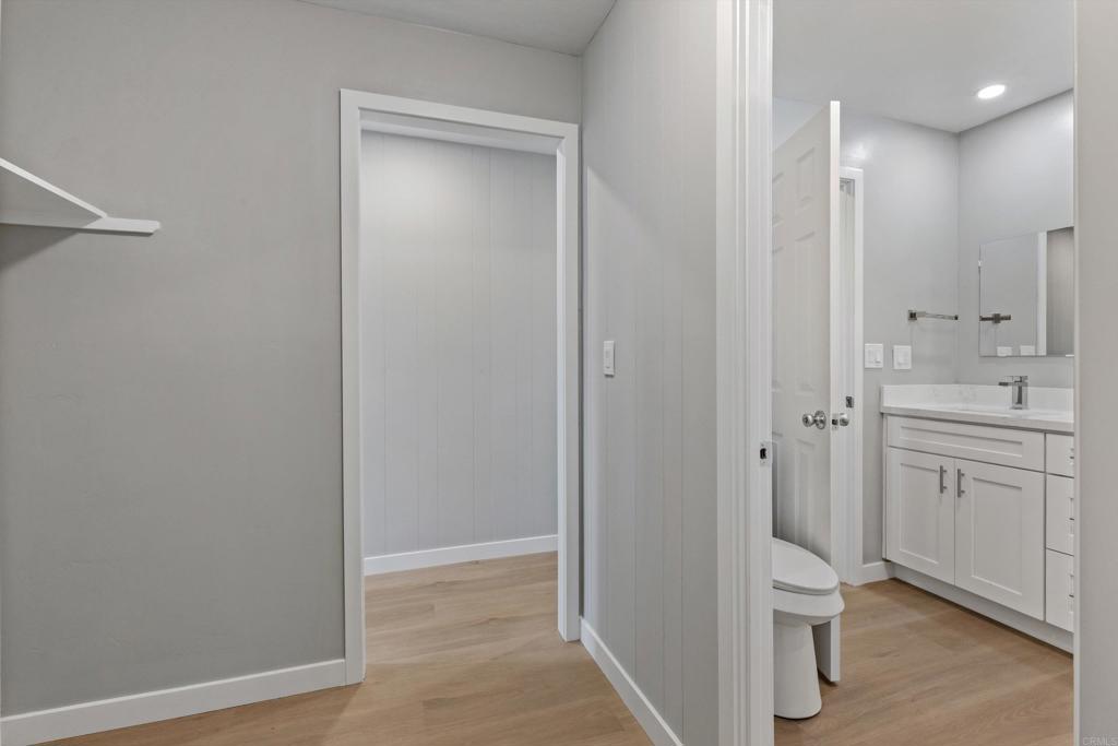718 Sycamore Avenue 181 Property Photo 23