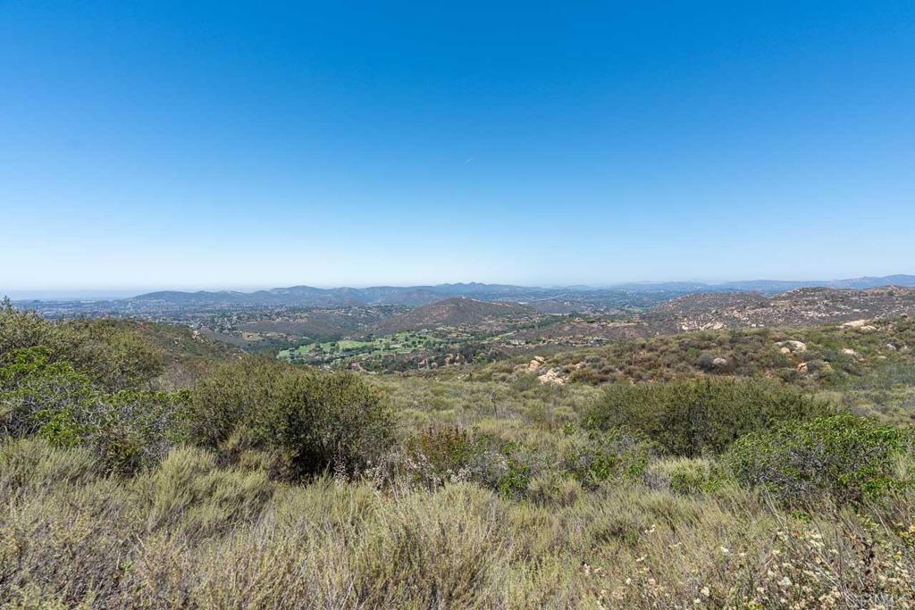18055 Sunset Point Road Property Photo 17