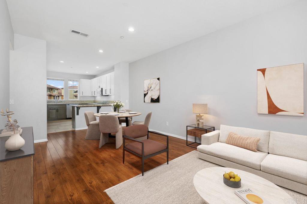 112 Via Sovana Property Photo