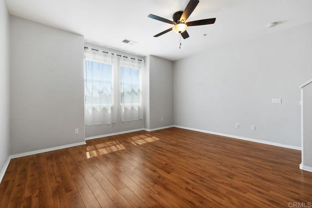 112 Via Sovana Property Photo 26