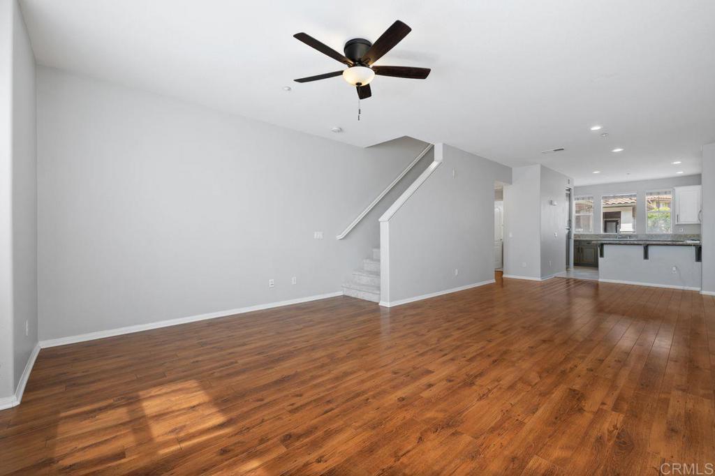 112 Via Sovana Property Photo 28