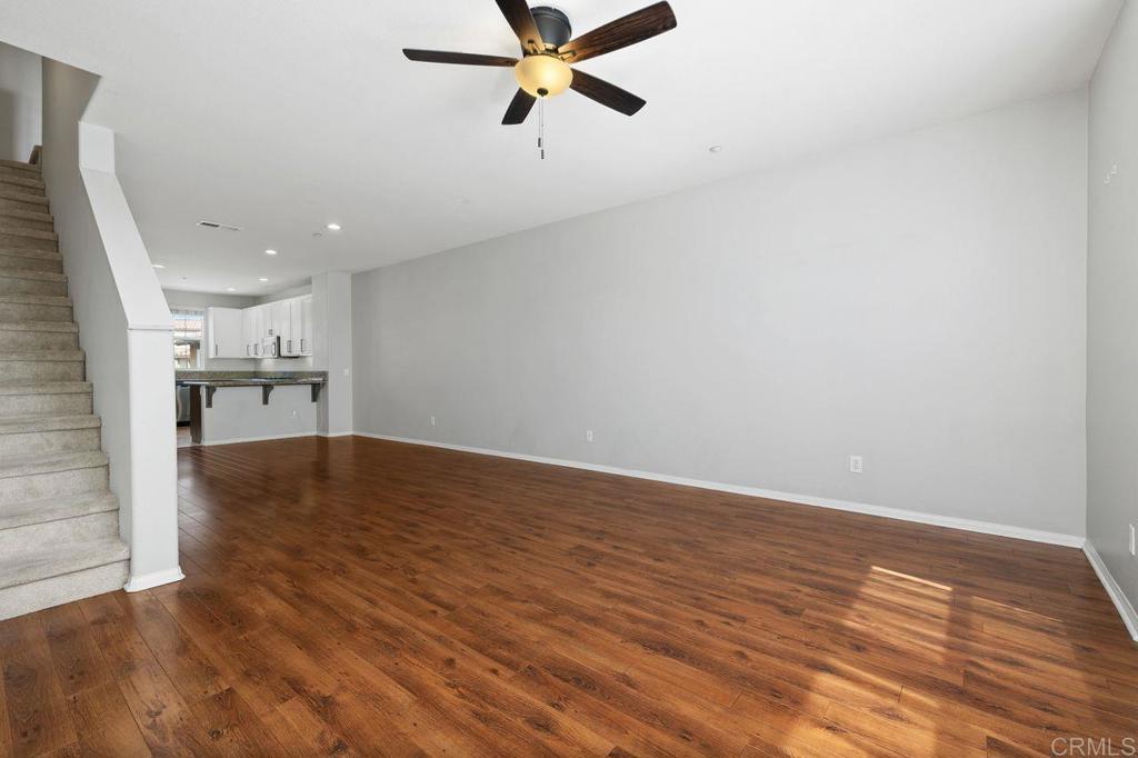 112 Via Sovana Property Photo 30