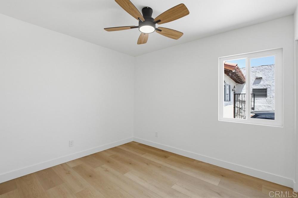 4614 Winona Avenue Property Photo 16