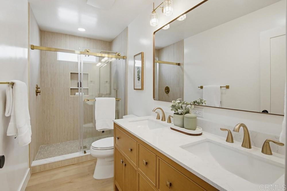 4614 Winona Avenue Property Photo 21