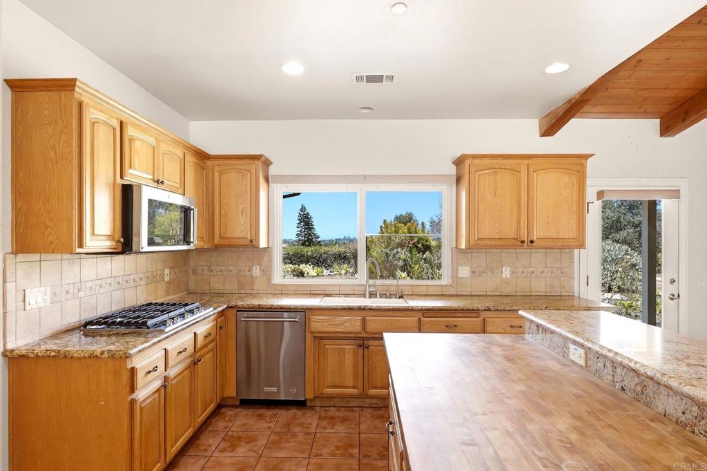 1534 Linda Street Property Photo 22