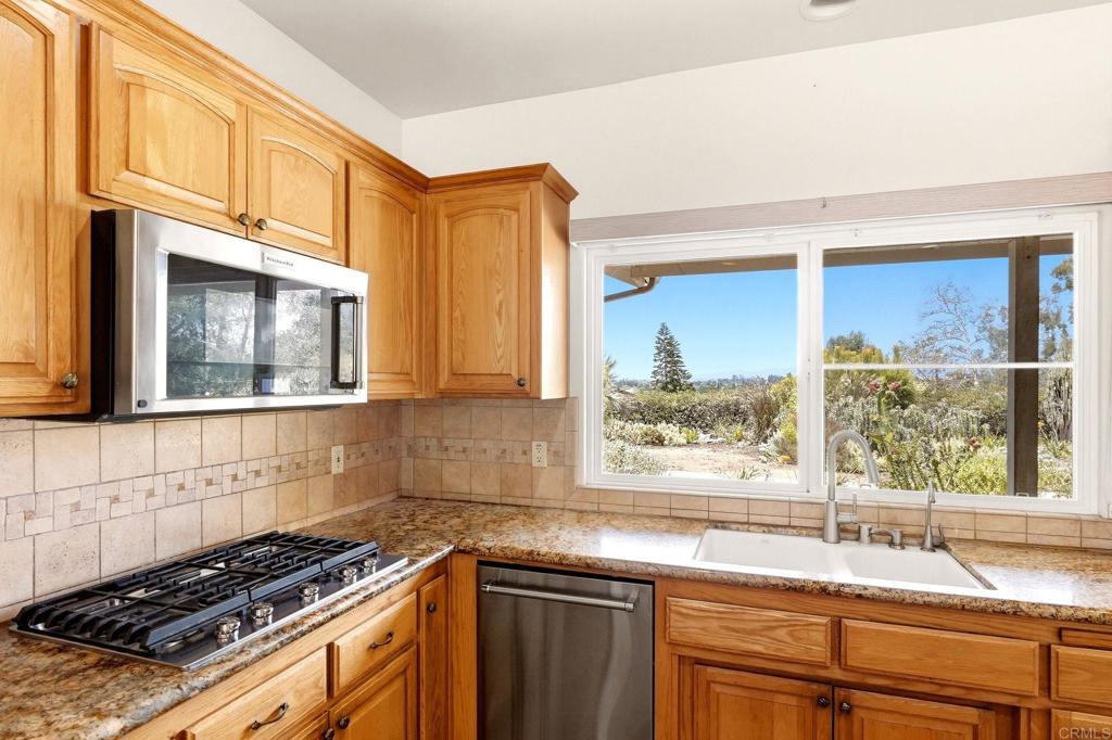 1534 Linda Street Property Photo 23