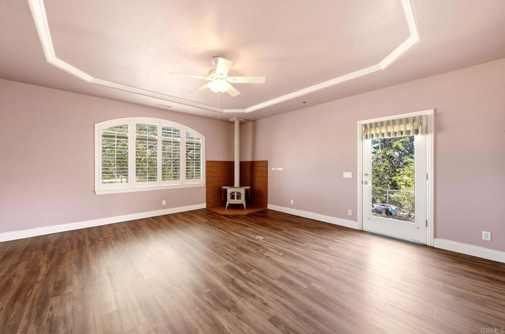 1534 Linda Street Property Photo 25
