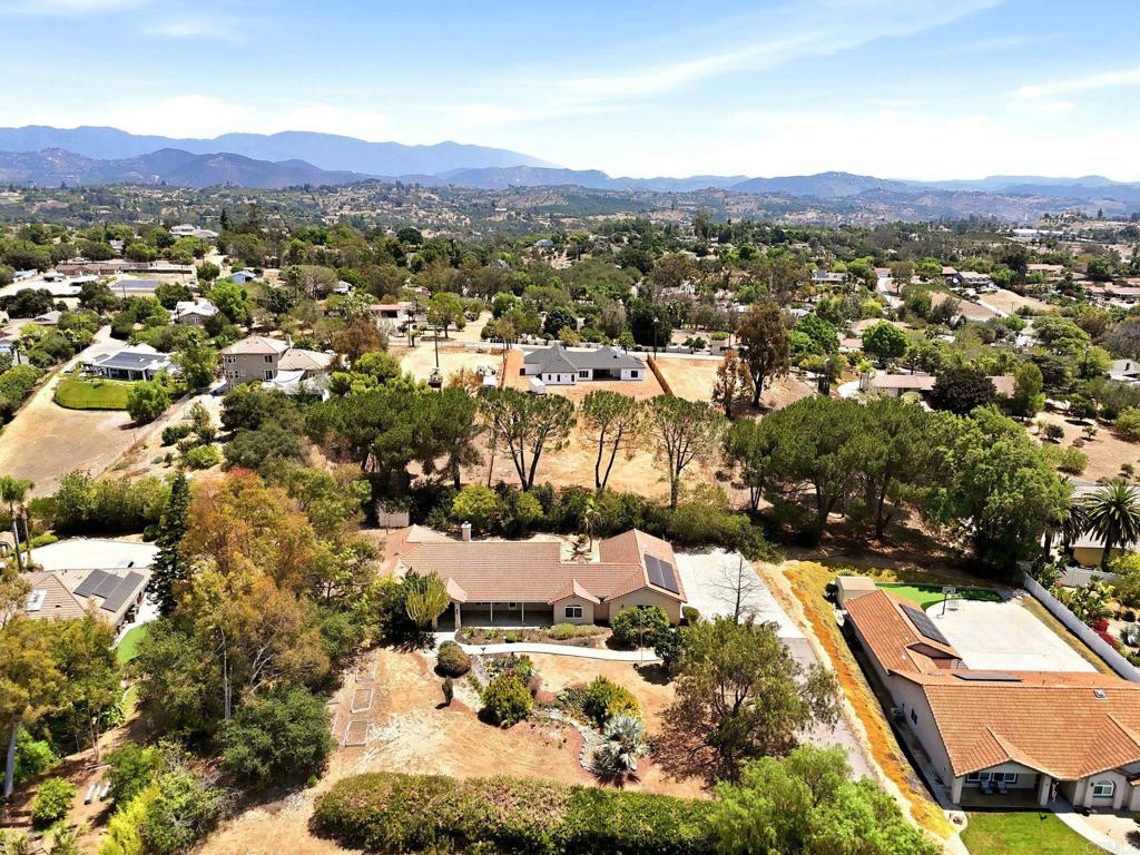 1534 Linda Street Property Photo 54