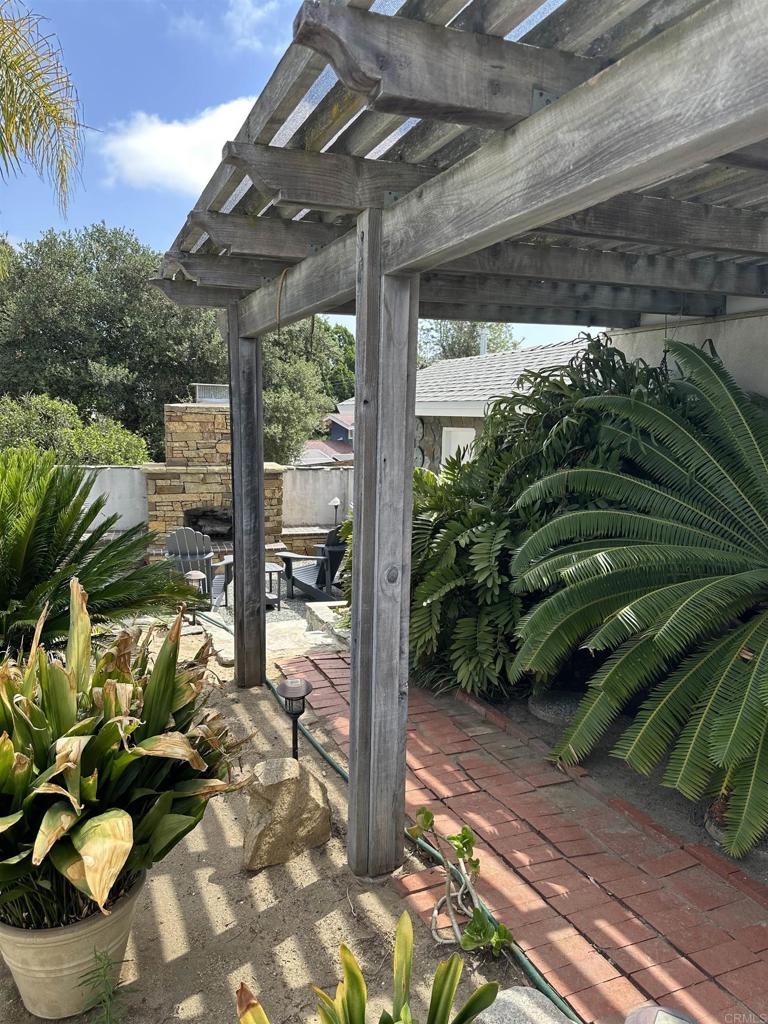 1001 Riverview Drive Property Photo 37