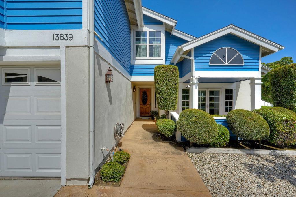 13639 Freeport Road Property Photo 1