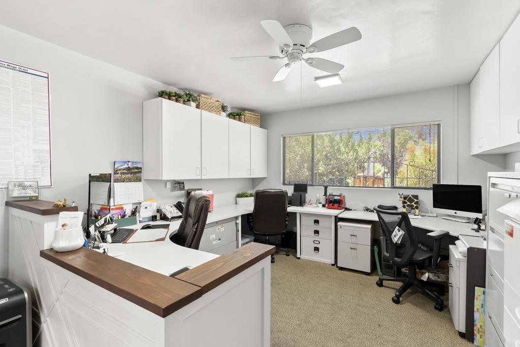 1109 E Fallbrook Street Property Photo 25