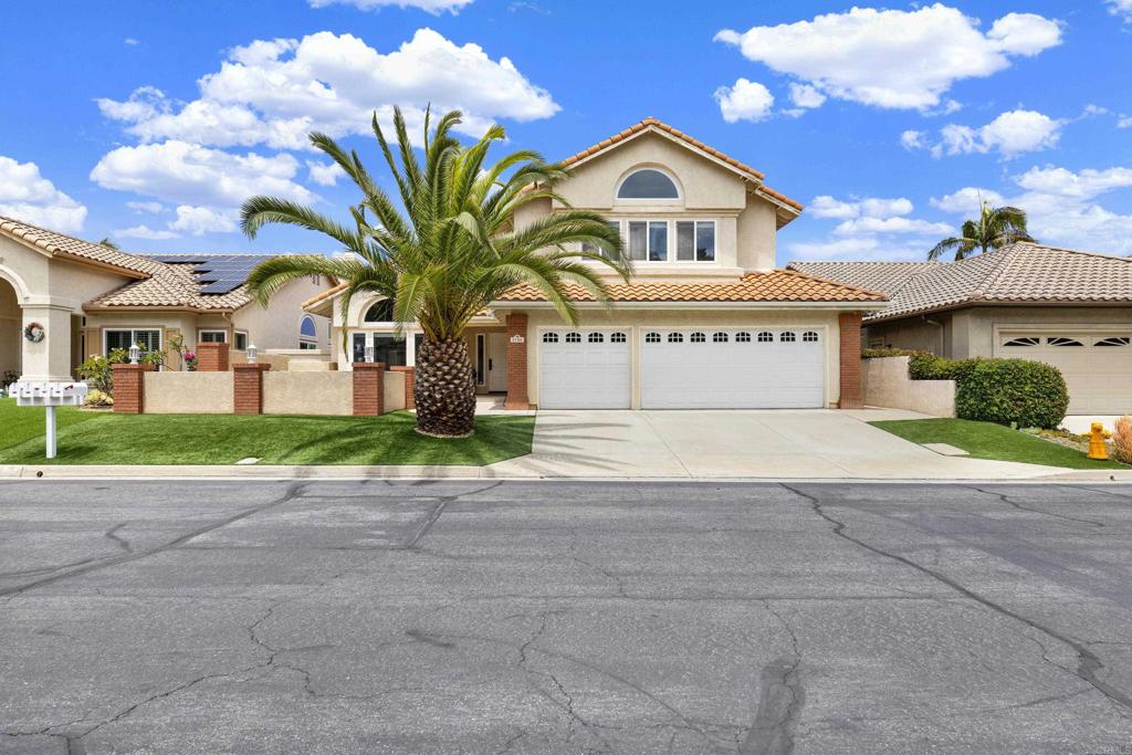 3760 Southridge Way Property Photo 6