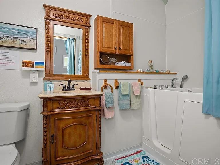 590 Shoreline Drive Property Photo 27
