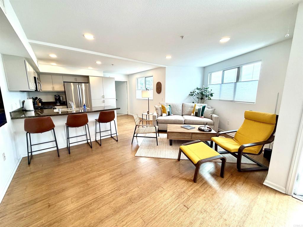 687 S Coast Highway 101 308 Property Photo 2