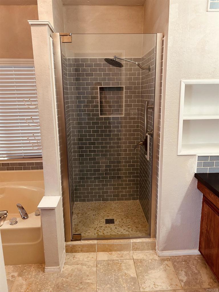 24600 Mountain Avenue 32 Property Photo 17