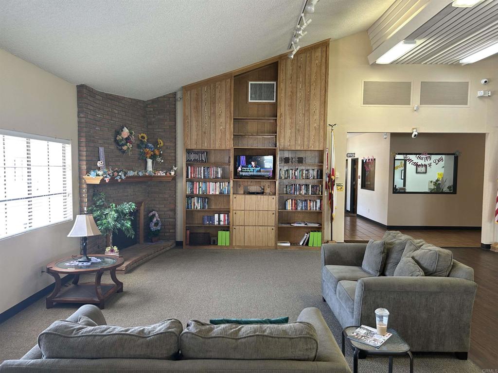 24600 Mountain Avenue 32 Property Photo 31
