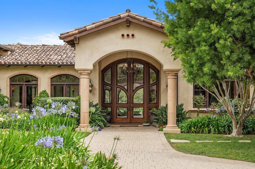 7090 Via Guadalupe Property Photo 6
