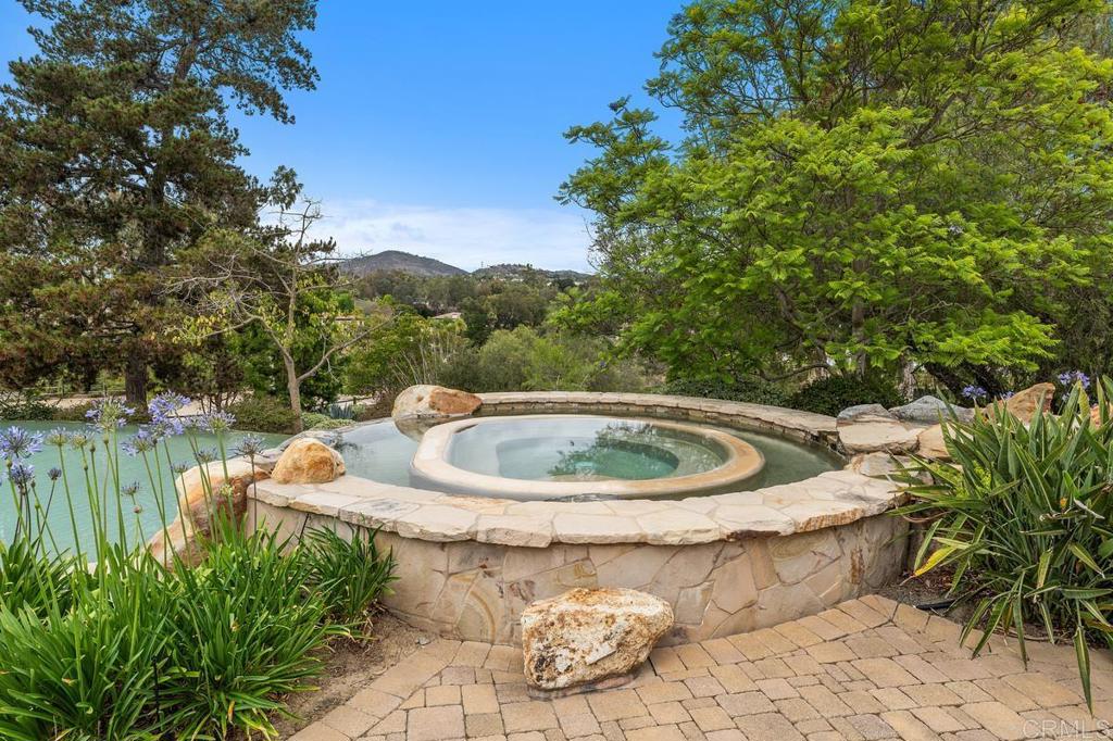 7090 Via Guadalupe Property Photo 36
