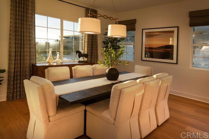 2570 Woodland Heights Glen Property Photo 8