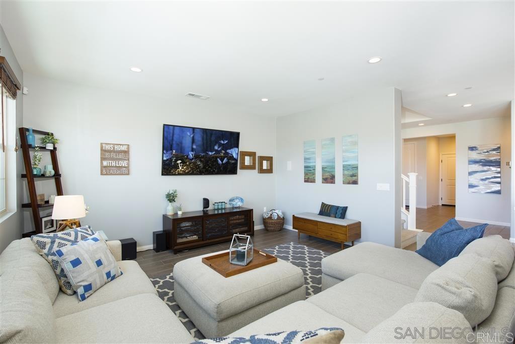 16307 Veridian Circle Property Photo 3