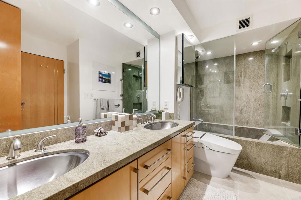 201 Ocean Avenue 1409b Property Photo 32