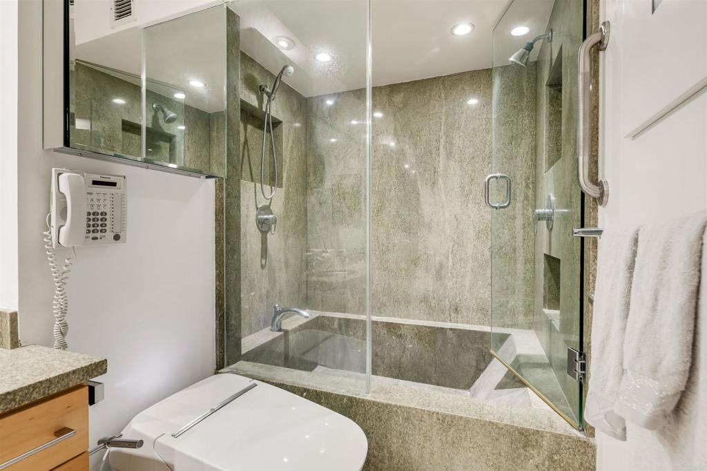 201 Ocean Avenue 1409b Property Photo 34