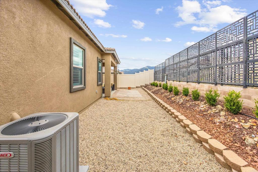 23793 Highvale Drive Property Photo 31