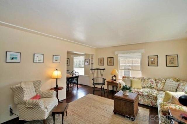 307 Rosemont Property Photo 4