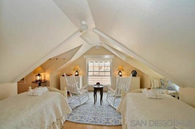307 Rosemont Property Photo 13
