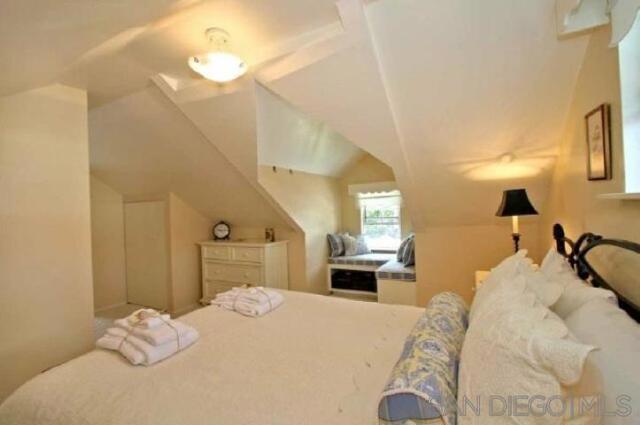307 Rosemont Property Photo 14