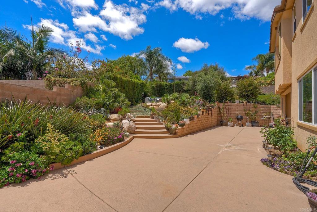 2071 Wagon Wheel Court Property Photo 33