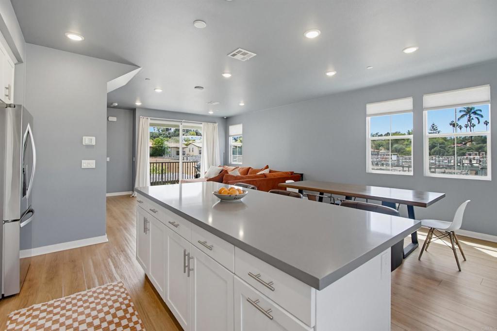 437 Jupiter Property Photo 8
