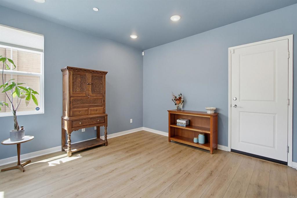 437 Jupiter Property Photo 19