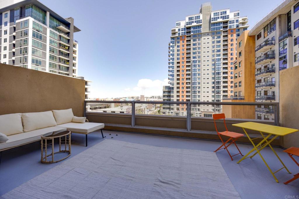 350 W Ash Street 603 Property Photo 14