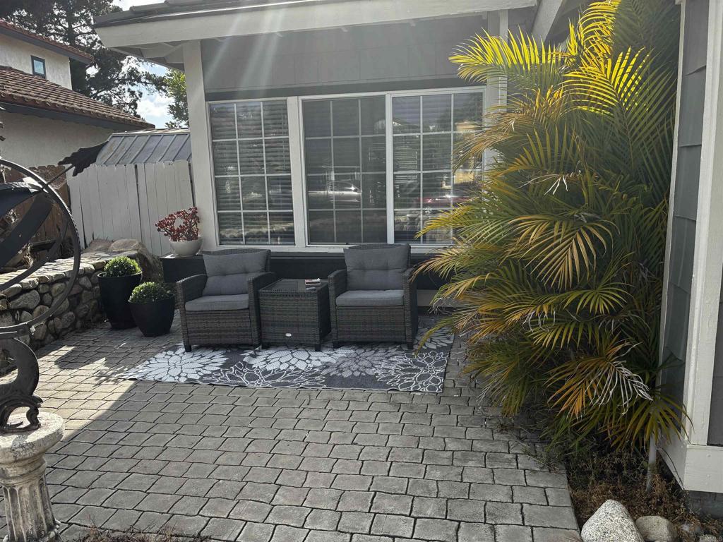 5228 Mandarindr Property Photo 4