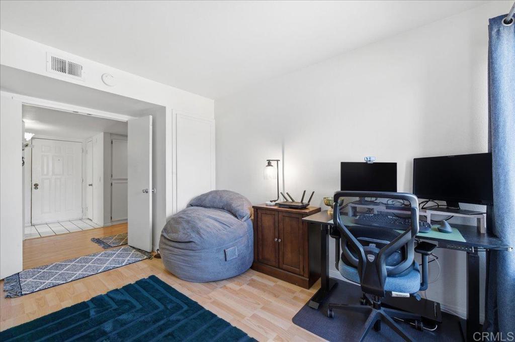 1010 E Washington Avenue #71 Property Photo 3