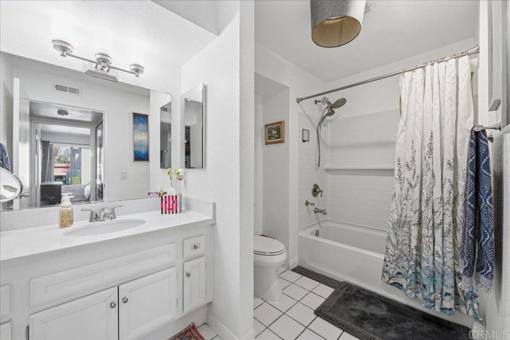 1010 E Washington Avenue #71 Property Photo 9