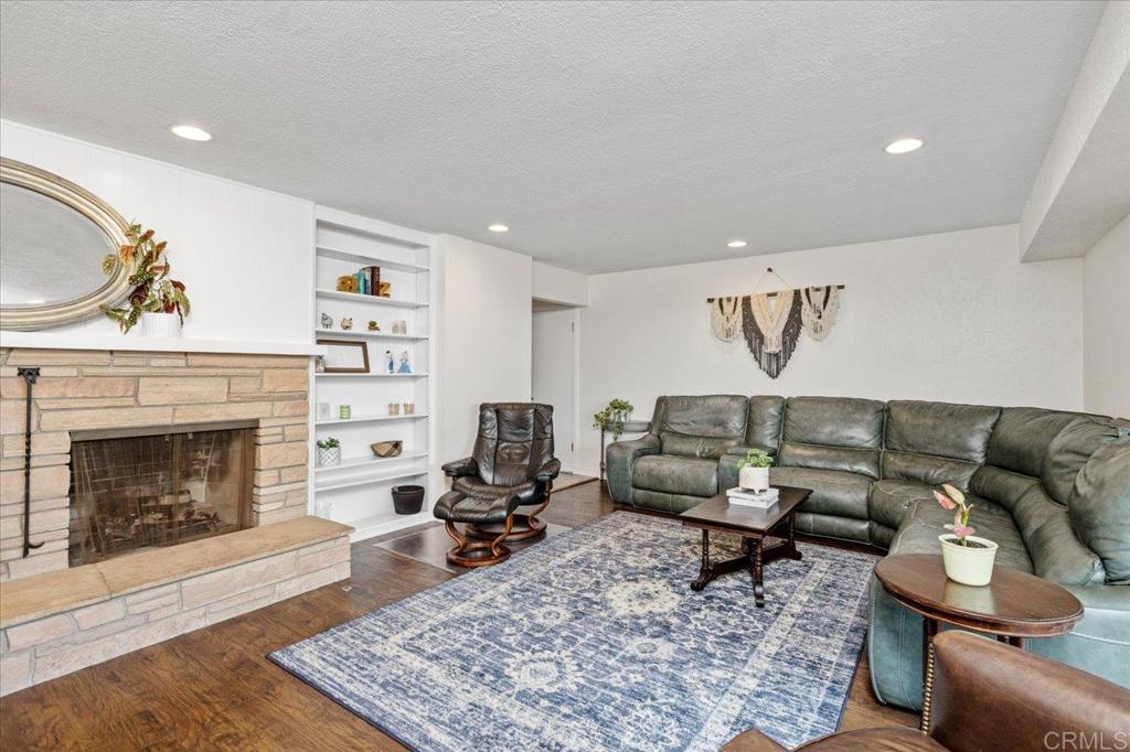 1248 Alta Vista Drive Property Photo 7
