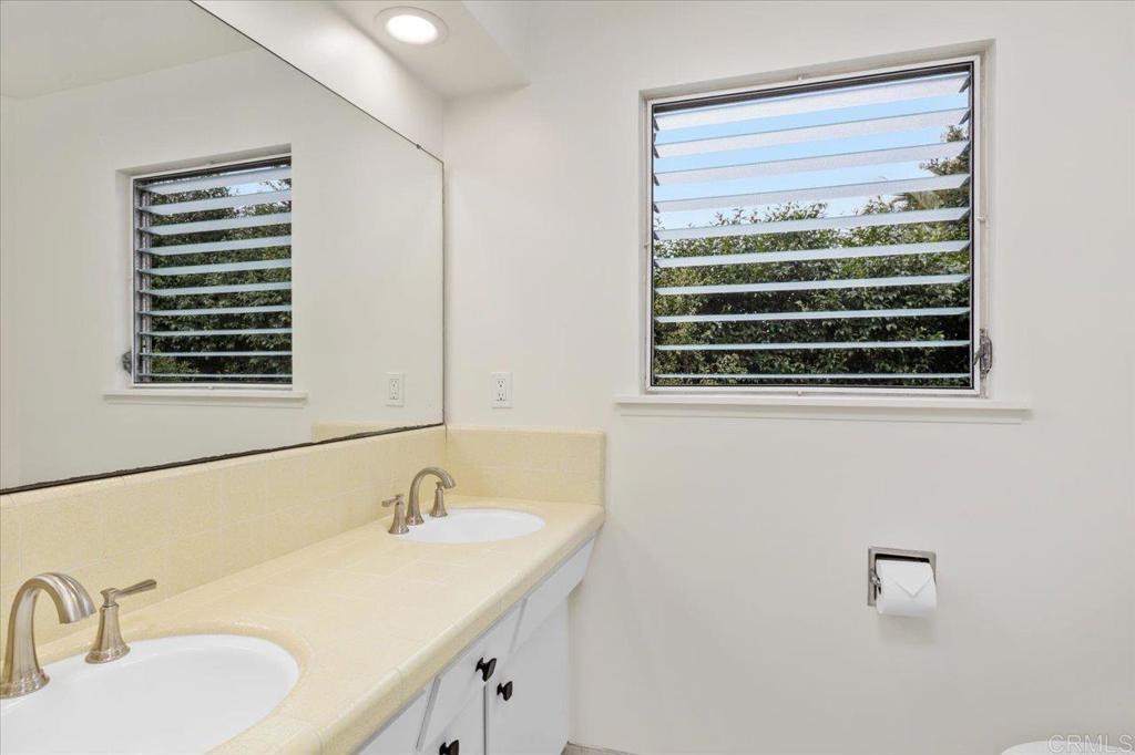 1248 Alta Vista Drive Property Photo 23