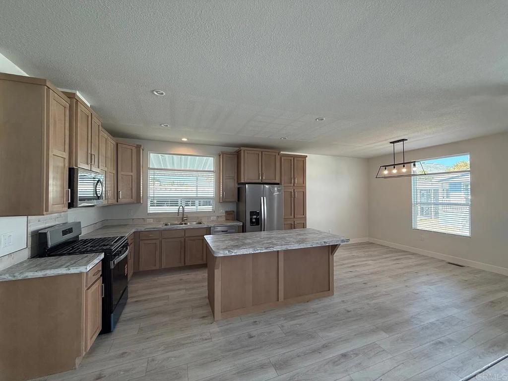 1499 Old Mountain Avenue 6 Property Photo 4