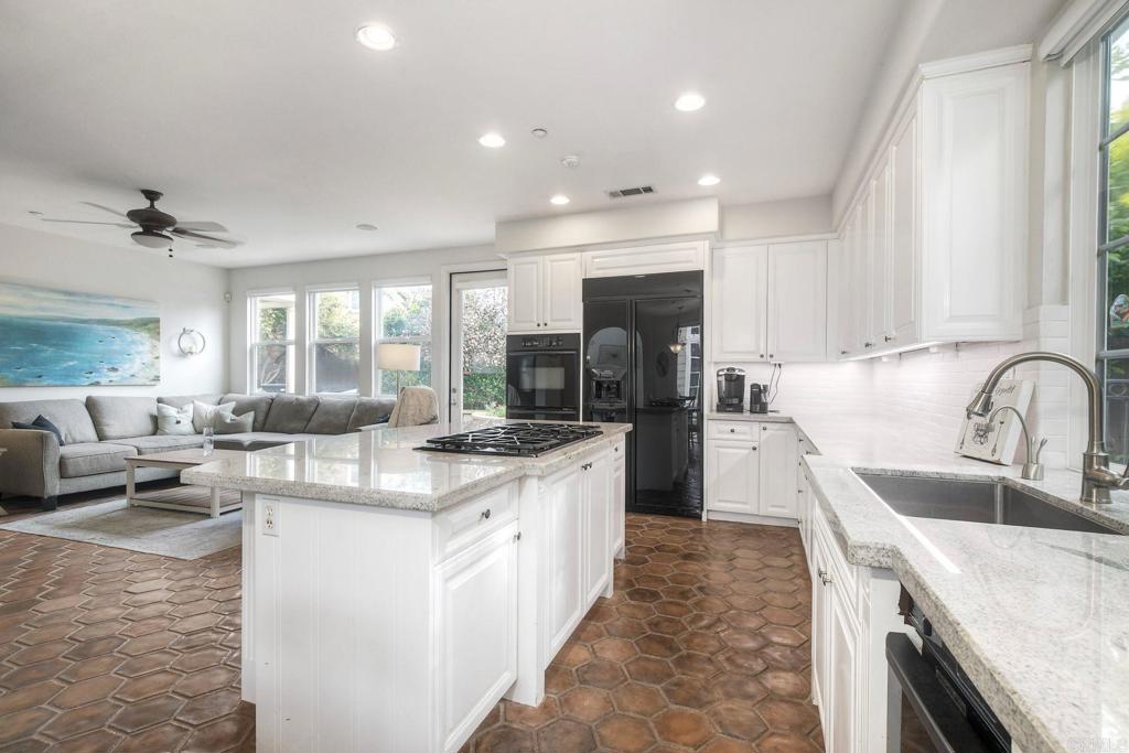688 Cypress Hills Drive Property Photo 10