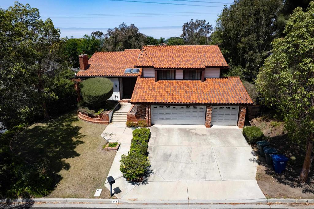 245 Loma Corta Drive Property Photo 3