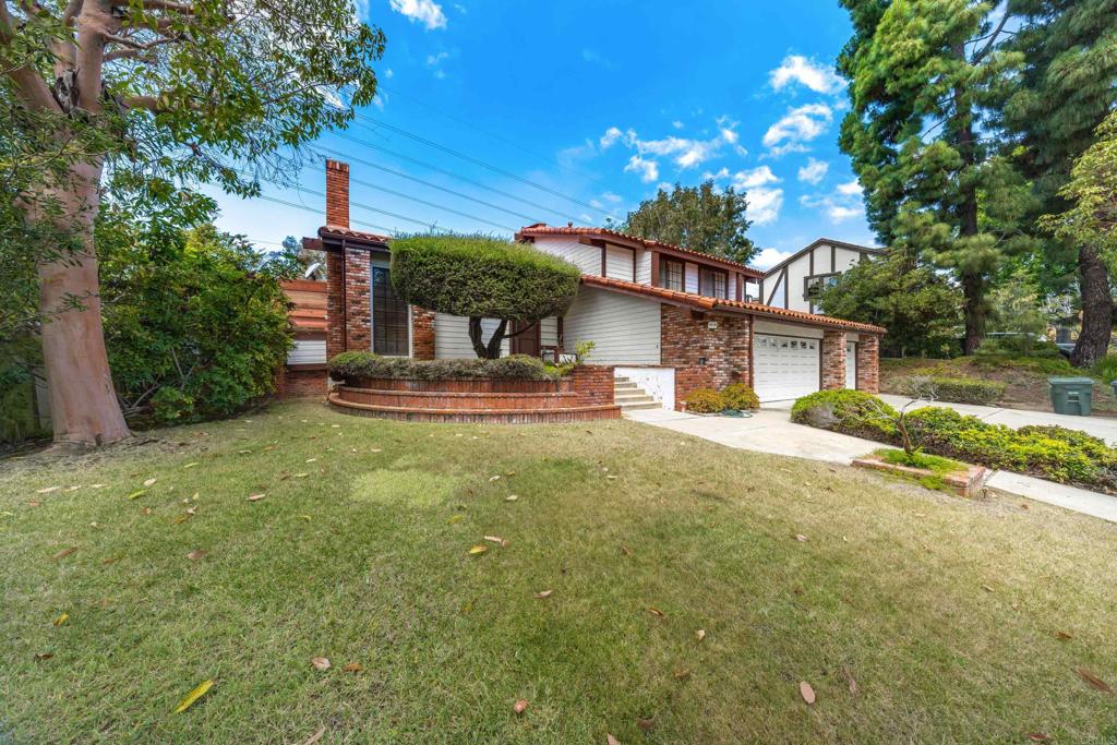 245 Loma Corta Drive Property Photo 4