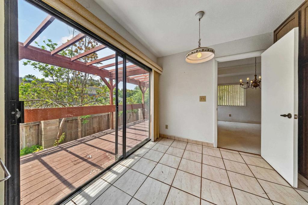 245 Loma Corta Drive Property Photo 18