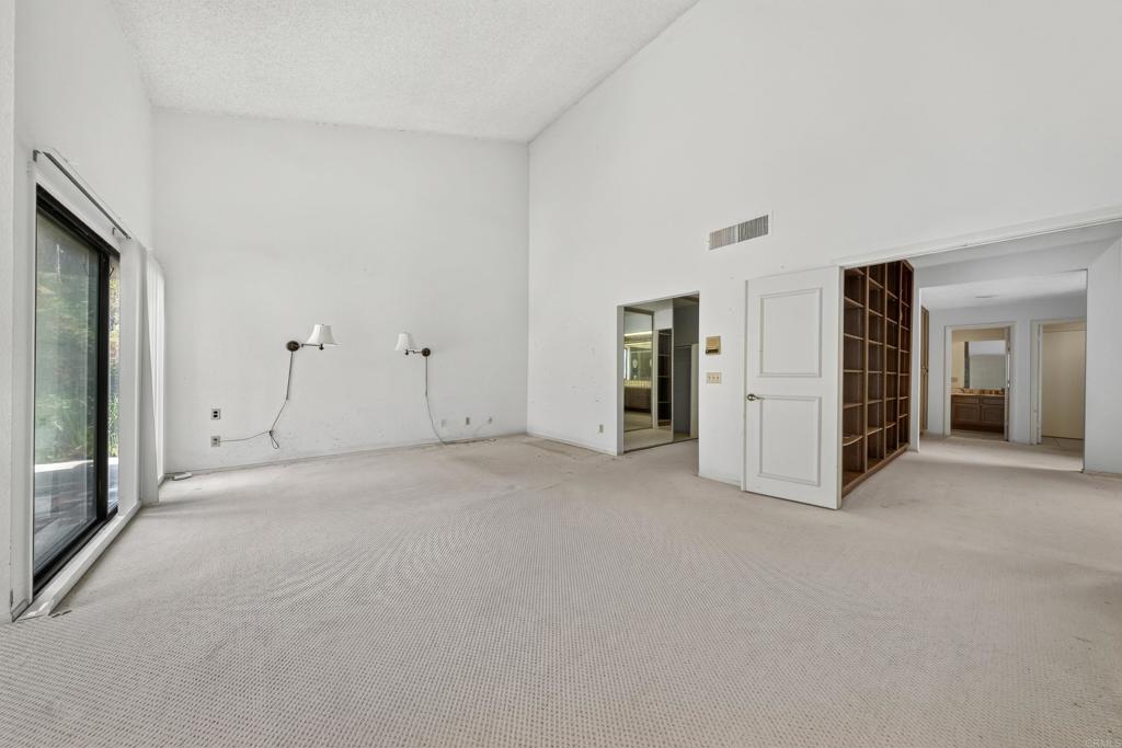 245 Loma Corta Drive Property Photo 33