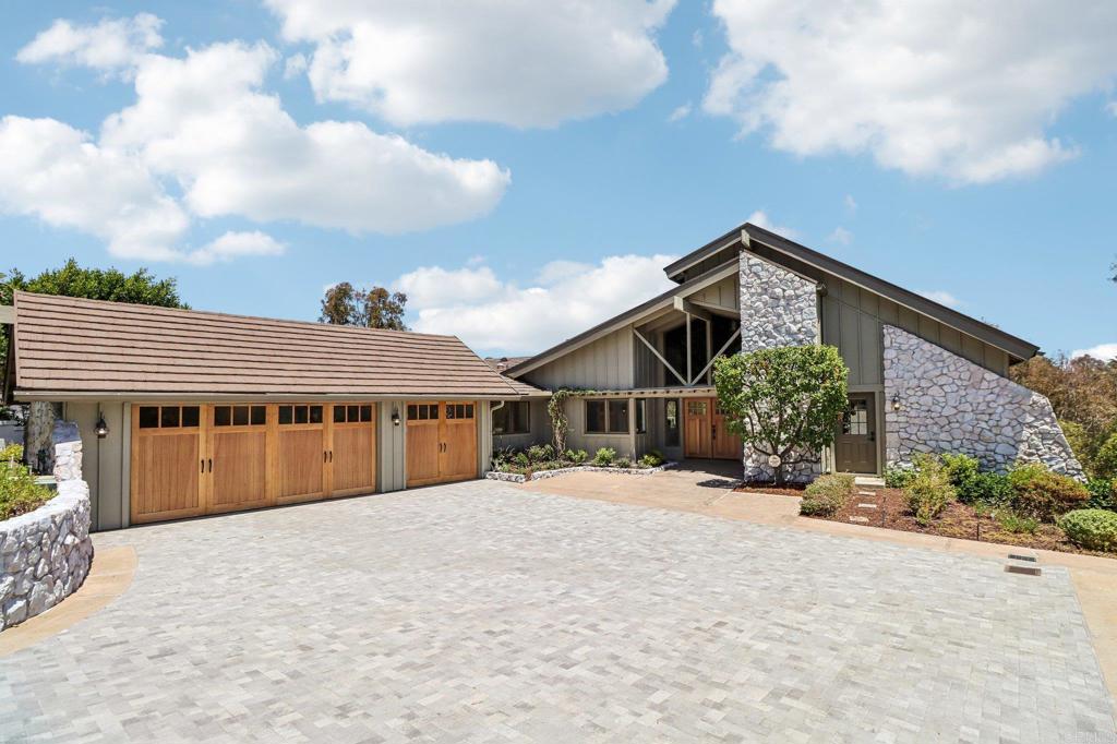 4955 Rancho Viejo Drive Property Photo 2
