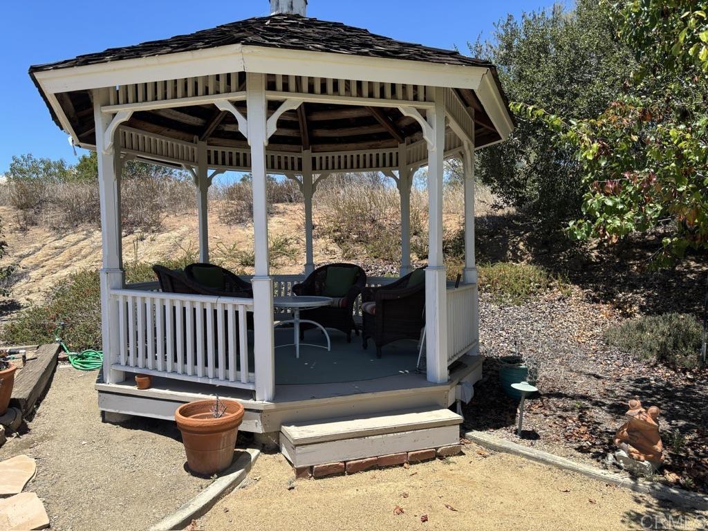 1825 Kent Place Property Photo 10