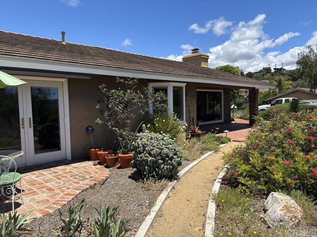 1825 Kent Place Property Photo 12