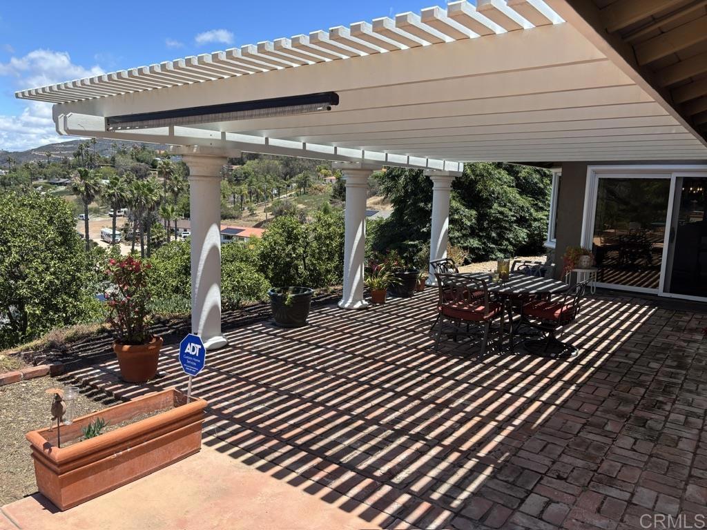 1825 Kent Place Property Photo 16