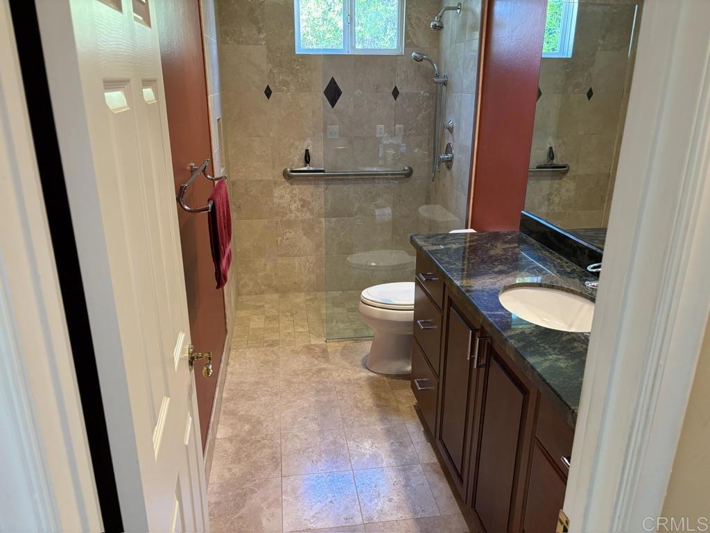 1825 Kent Place Property Photo 27